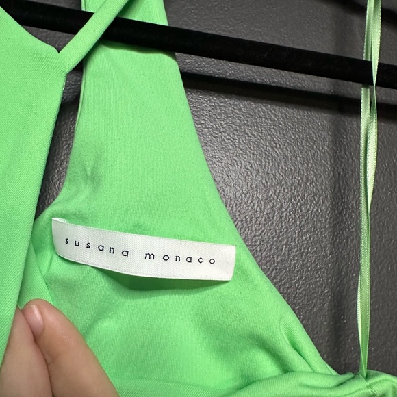 NWOT Susana Monaco Racer A Line Mini Dress Lovebird Lime Green XS - Picture 2 of 5